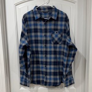 NWOT Alpine Design Navy and Light Blue Plaid Shirt